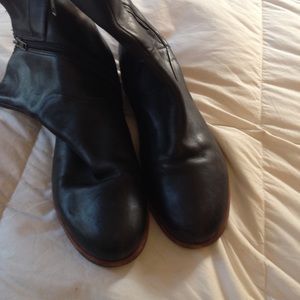 Ugg Leather Ankle Boots